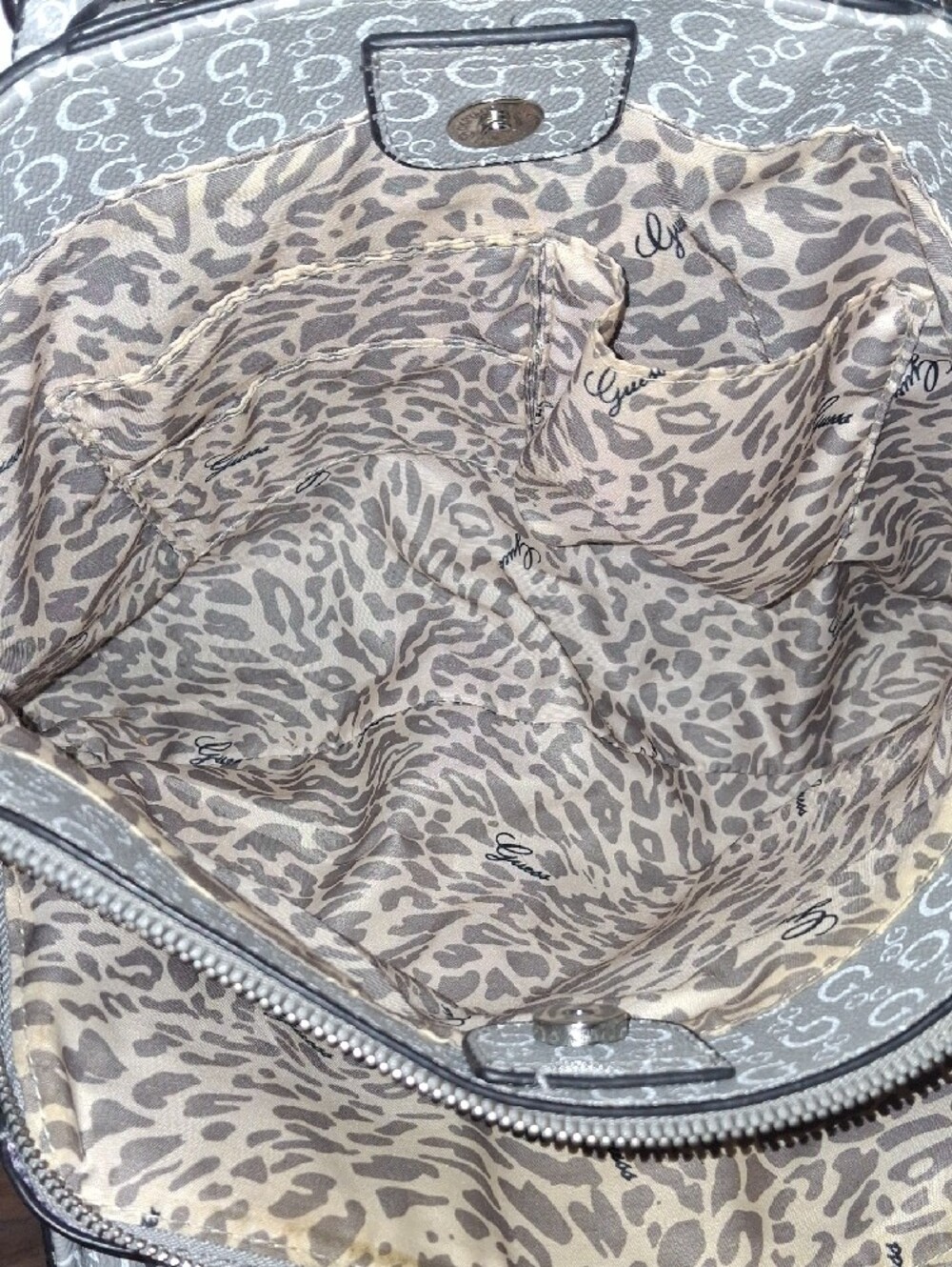GUESS Gray Monogram Tote with Beige Handles - Picture 9 of 16